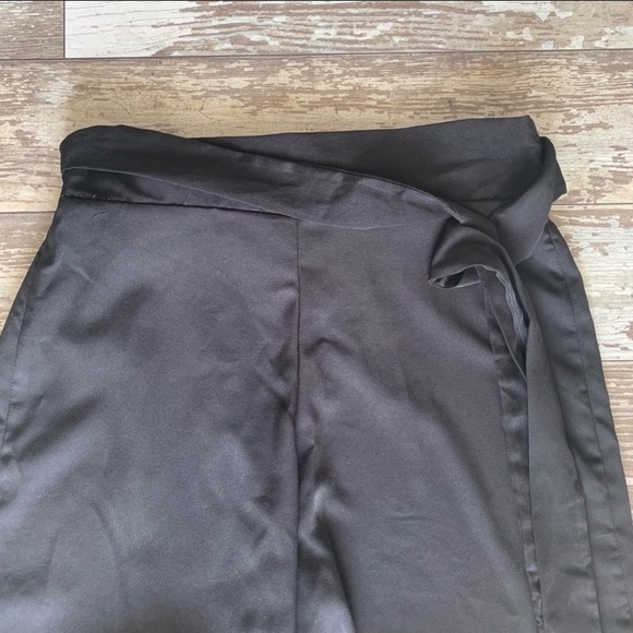West Kei Tie front Cropped High Waist Pants Size M - Picture 3 of 5